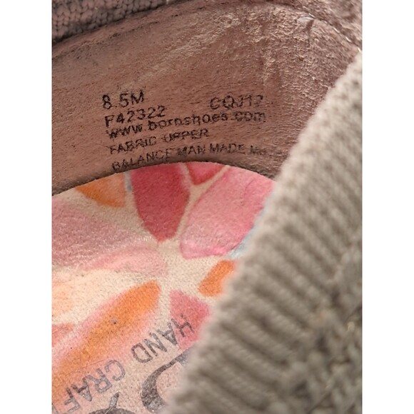 BORN Antero Beige Knit Textured Fabric Slip-On Loafer Machine Washable Size 8.5M - Picture 6 of 7